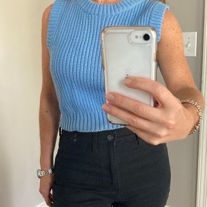 H&M periwinkle small cropped sleeveless sweater